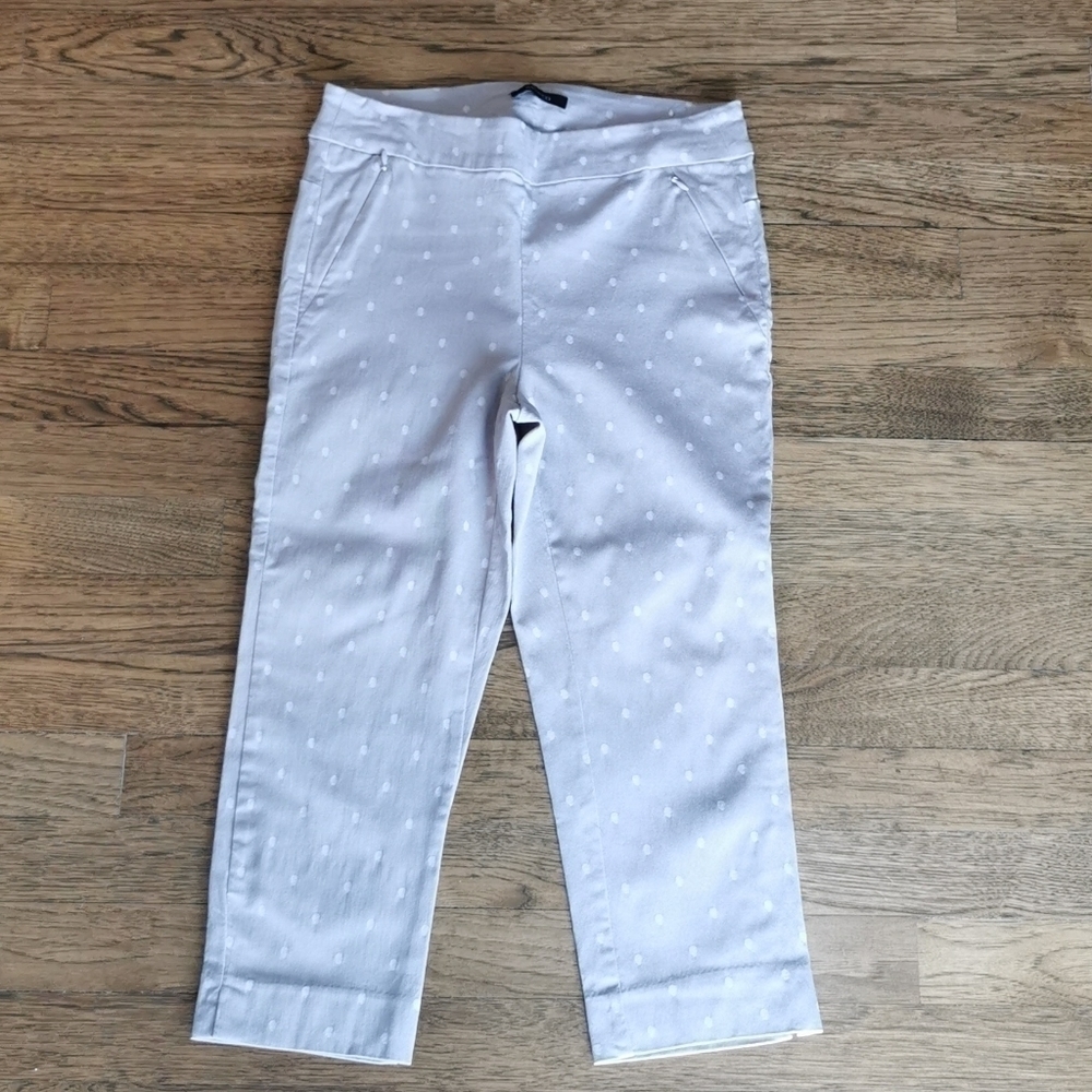 Rw&co Grey Polka Dot Pull-On Stretch Capris M